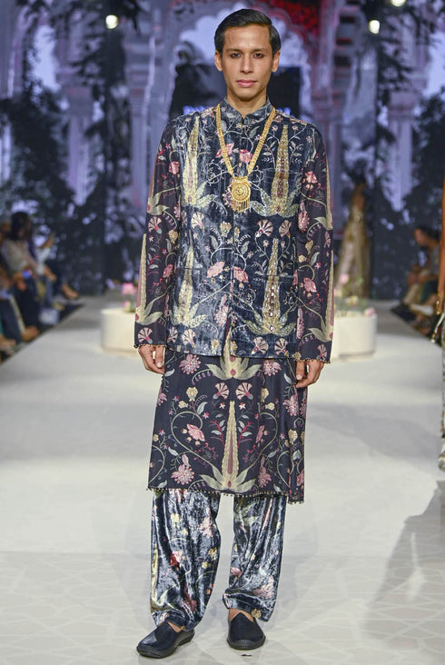 Black Forest Whisper Printed Embroidered Bandi And Kurta With Patiala Salwar